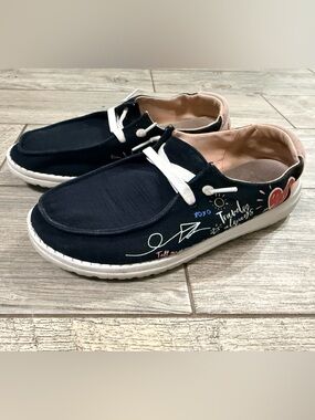 Hey Dude Wendy Doodle Black • Size 7